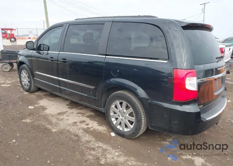 2014 Chrysler Town & Country Touring z USA, uszkodzony, nr VIN 2C4RC1BG9ER256360